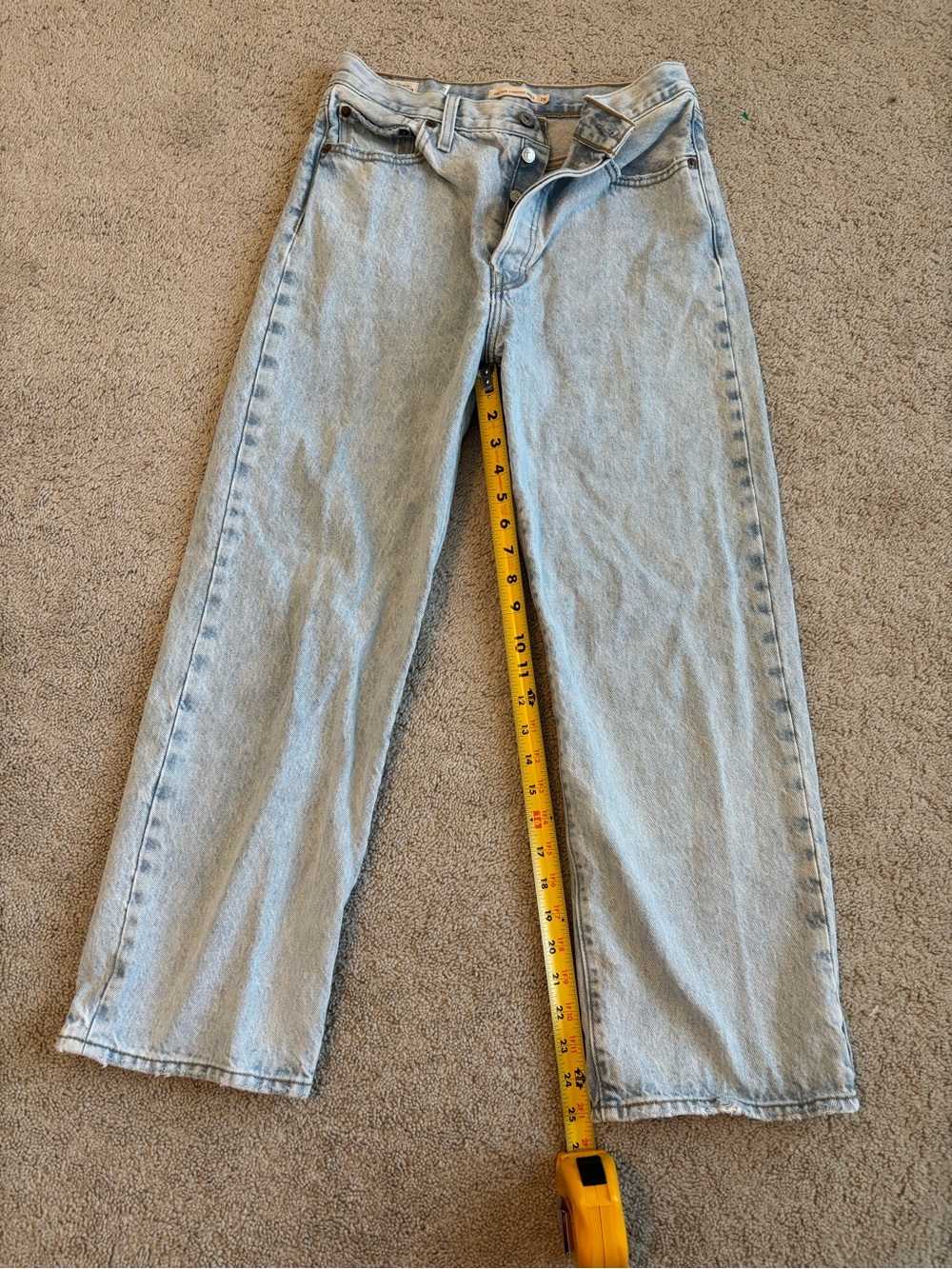 Levi's Women's Ribcage Straight Ankle Jeans in Light Wash Blue Size 29 - Picture 2 of 5